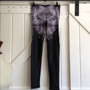 Gearbunch Angel Wing Leggings